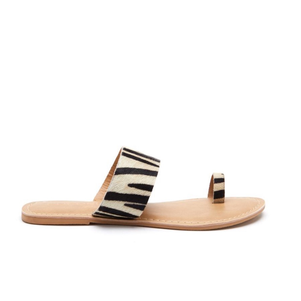 Never worn Matisse sandals